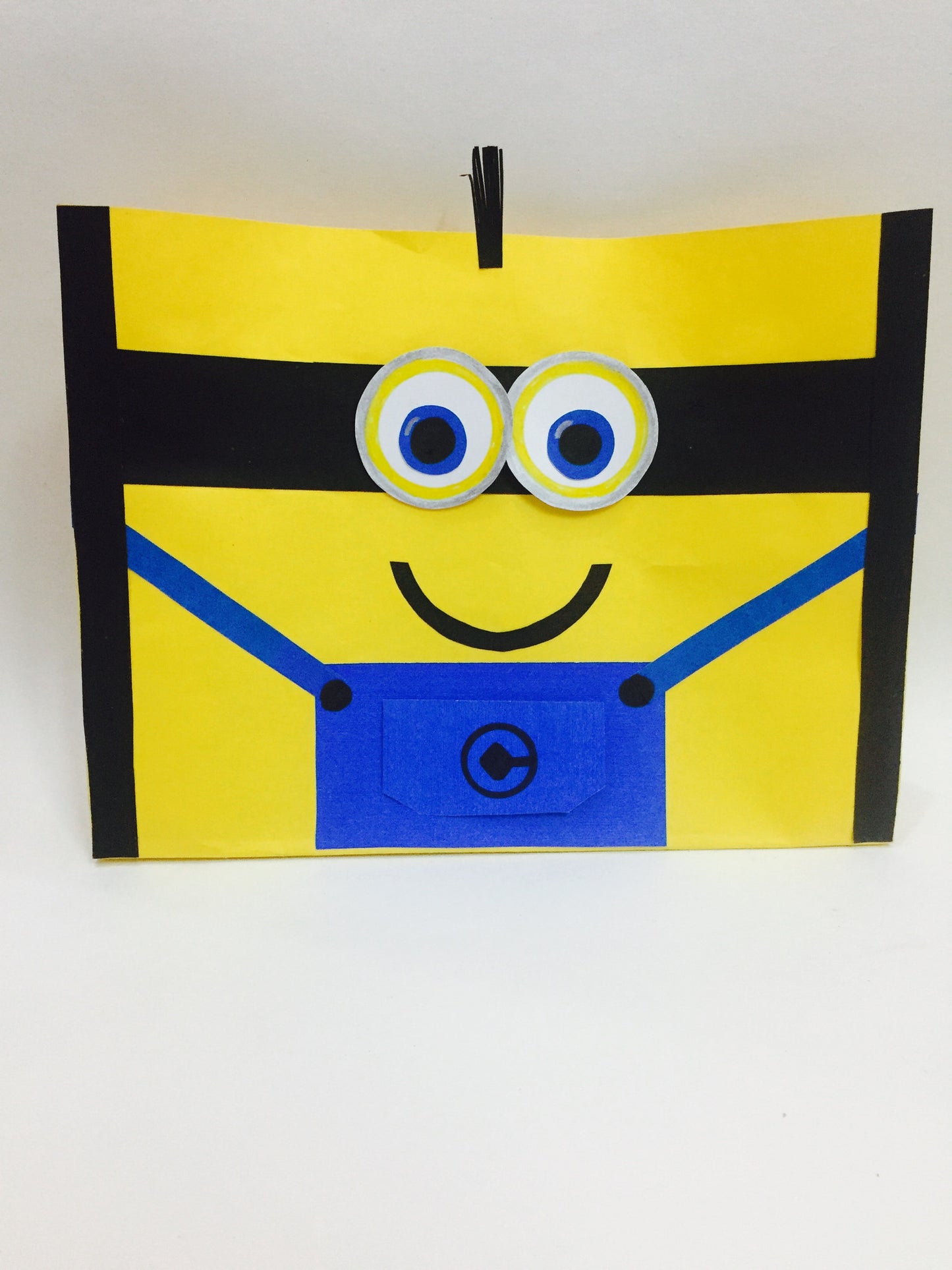 Minion Paper Bags for Gifting