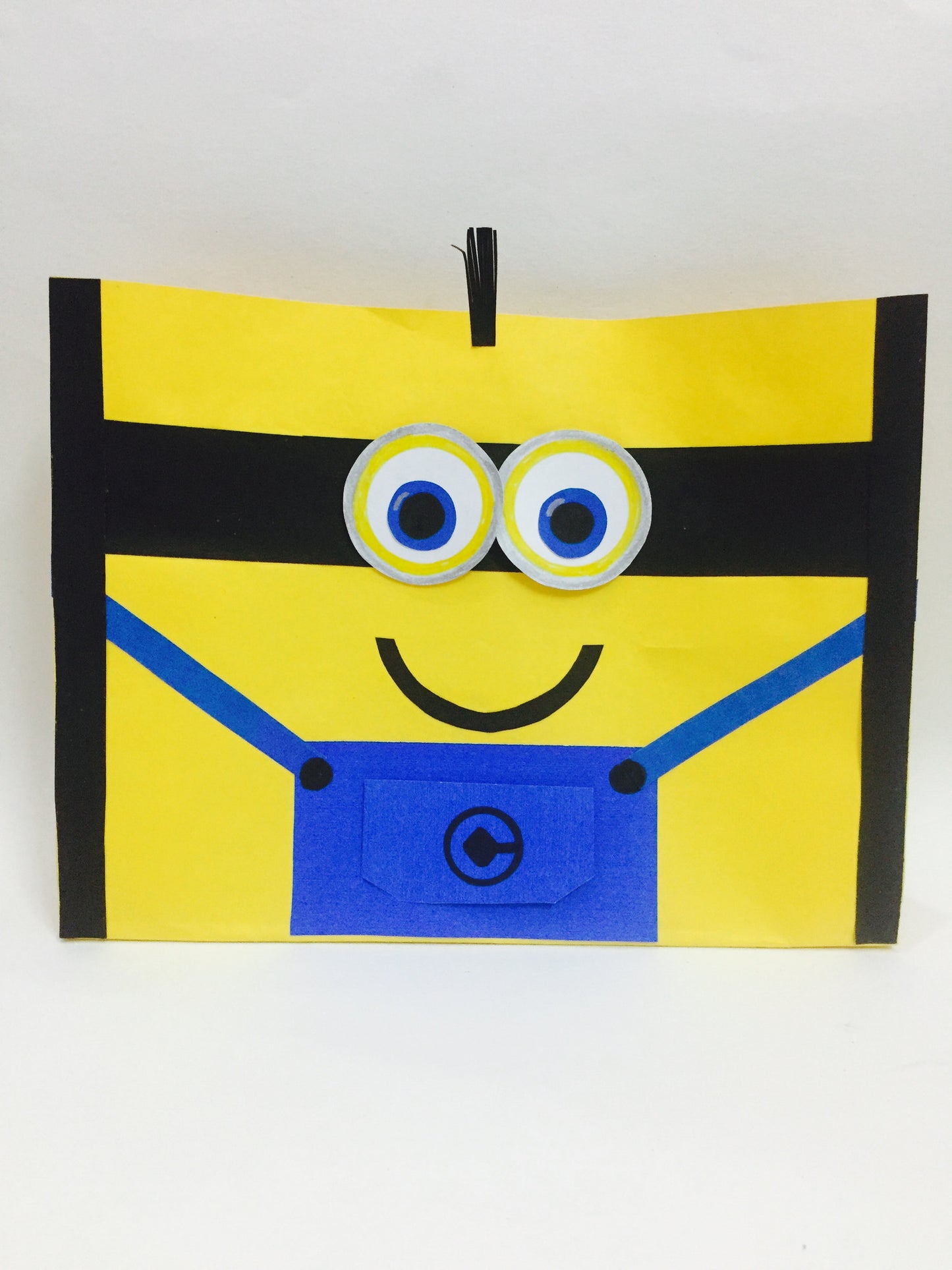 Minion Paper Bags for Gifting