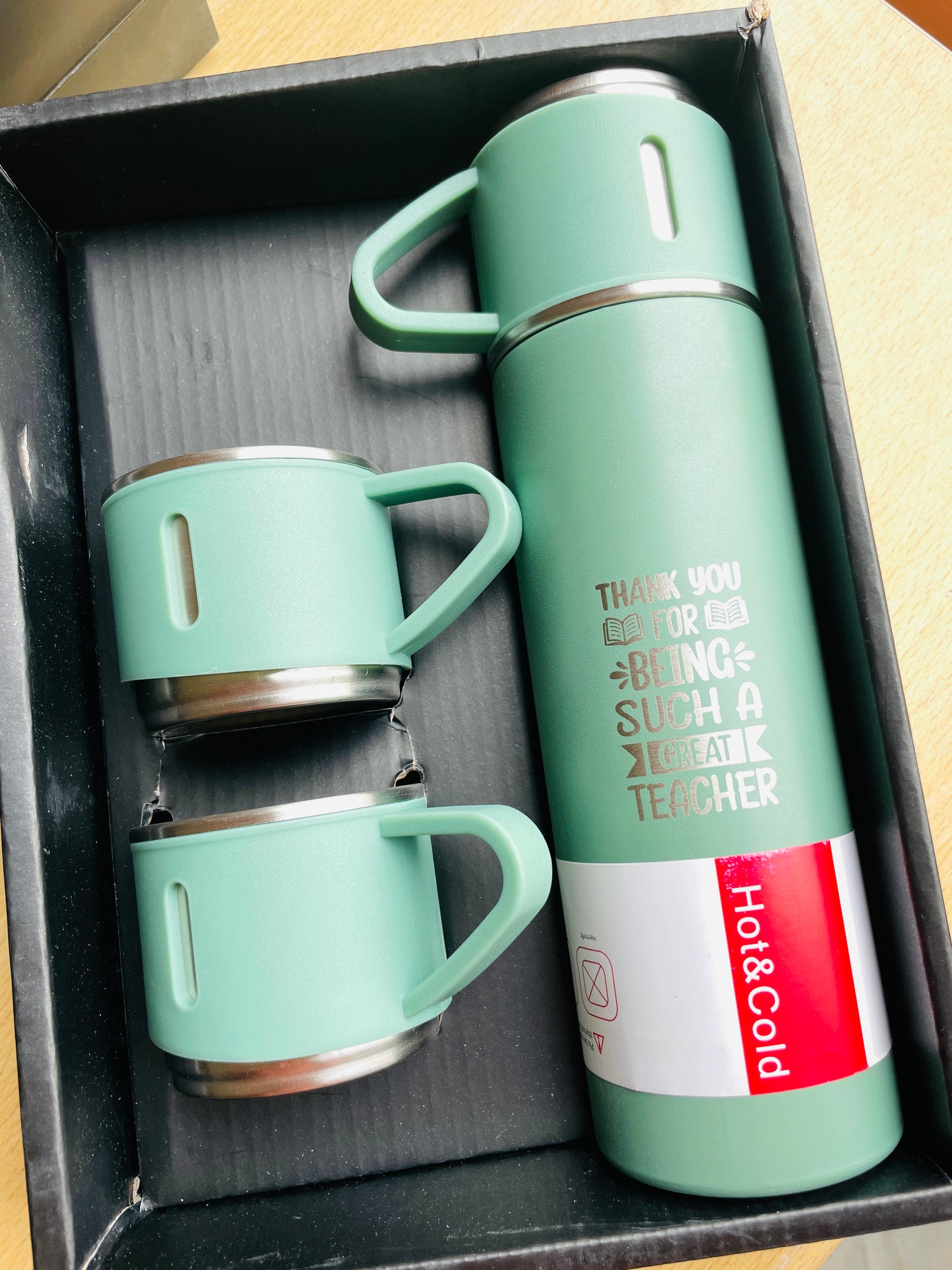 Thermostat flask/bottle with mug as lid - Personalised with Name/brand